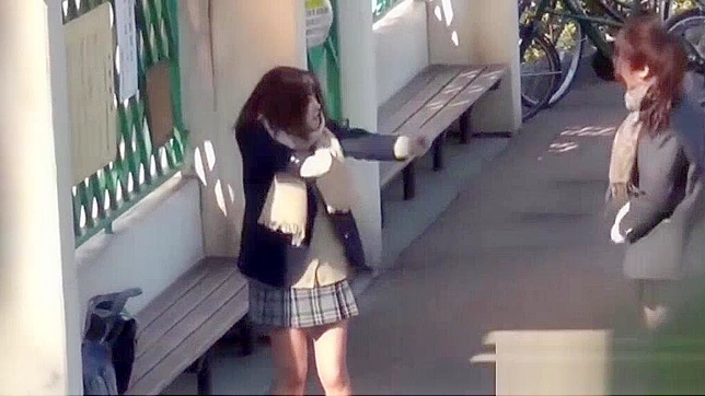 JAV HD ~ Japanese Teenagers Peeing - Extreme Wetting in Public