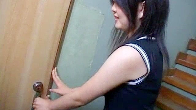 Japanese Model in Hidden Cams & Voyeur JAV