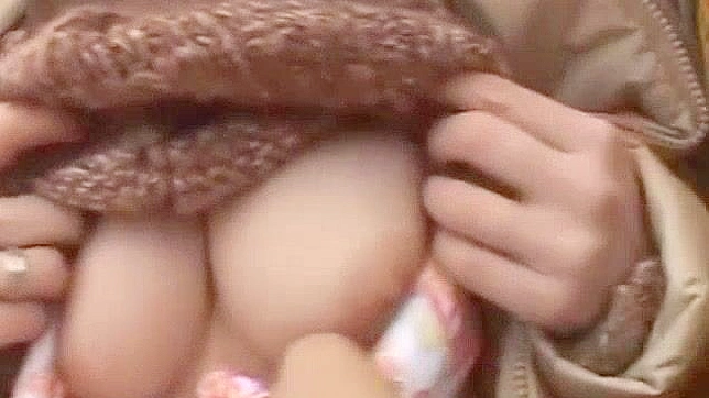 Japanese Girl Akane Sakura's Exotic Facial & Big Tits in JAV Video