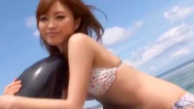 Japanese JAV Pornstar Rina Kato Gives Amazing Blowjob in Couple Video