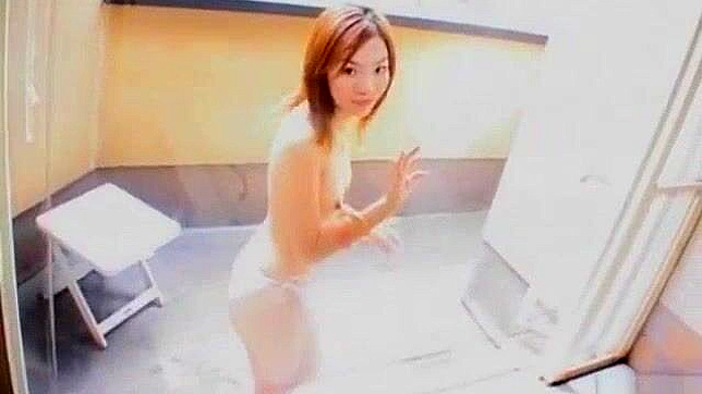 Jav Porn ~ Noa Tsukimori's Hot Masturbation Scene in the Sun