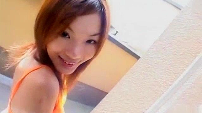 Jav Porn ~ Noa Tsukimori's Hot Masturbation Scene in the Sun