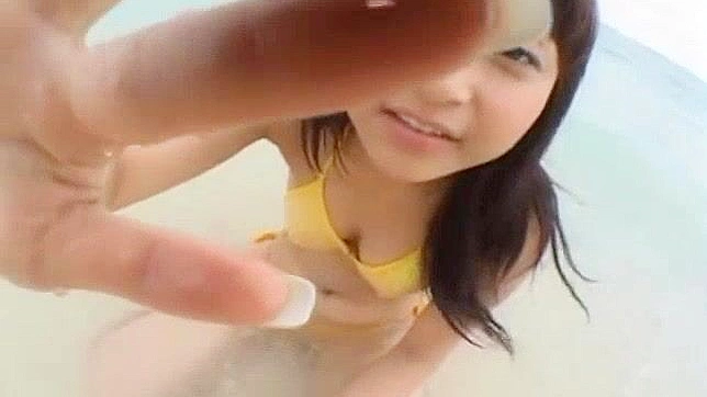 Japanese Beauty Kaede Fujisaki in Hot Outdoor Softcore JAV Clip