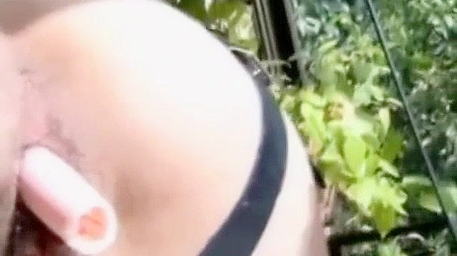 Jav Idol Yui Natsume in Wild Fucking Show