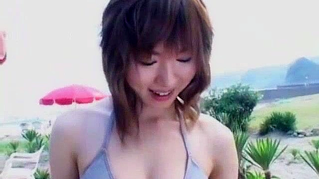 Japanese Girl's Horny Outdoor Adventure in JAV Clip