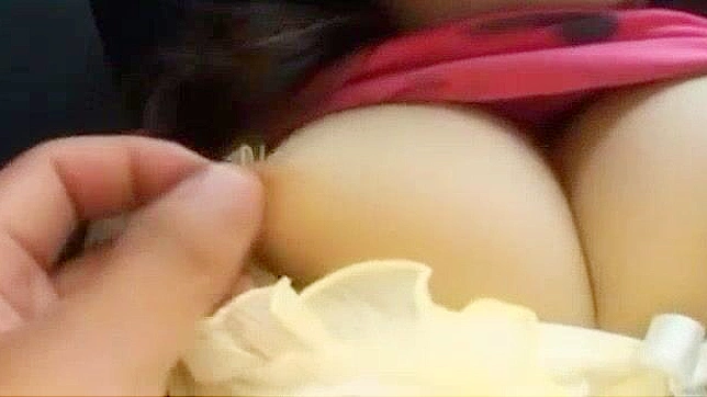 Japanese Beauty in Mind-blowing JAV Clip