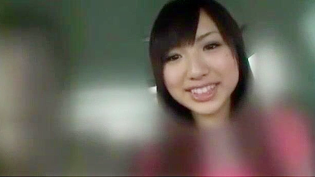 Japanese Beauty in Mind-blowing JAV Clip