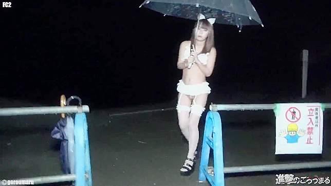 Sizzling Jap Babe Gets Banged Hard in Public by Hot Guy!