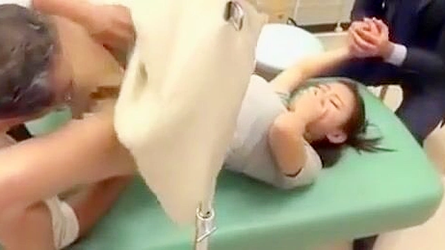 Japanese MILF undergoes extreme medical treatment with perverted doctor