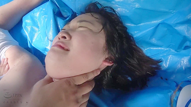 Japanese Beauty Humiliated as a Slave during Creampy Punishment