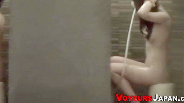 Relax with young Japanese babes in a luscious sauna bathtub!