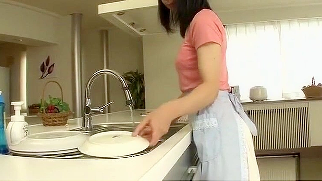 Japanese Step mom's Luscious Ass Gets a Hot Fuck