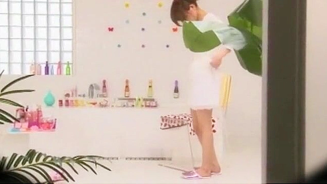 Yua Kisaki, the Enchanting JAV Slut in Luscious Solo Girl Showers