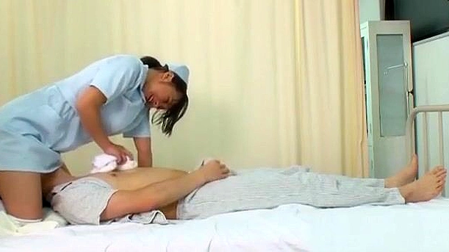 JAV sensation ~ A seductive Asian nurse indulges in steamy facesitting