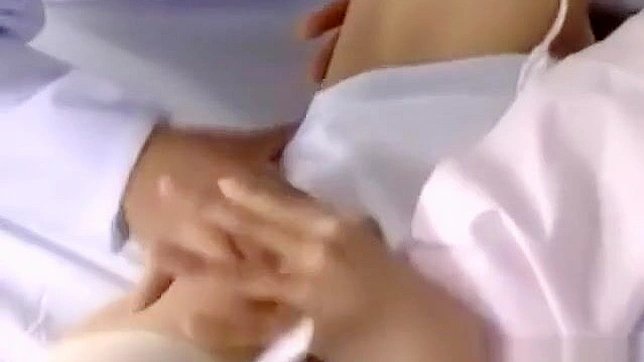 Japanese Nurse Goes Wild for Hot Doctor Félix!