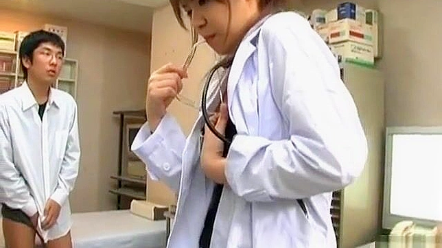 JAV Heartthrob Mina Nakano Sizzles as a Seductive Hospital Angel!