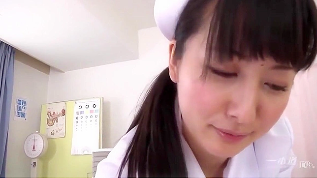 JAV Enchantress Ayumi Iwasa Offers Treatment for Women's Impotence