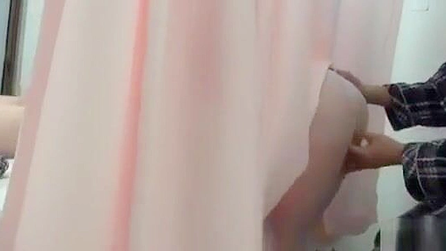 Japanese nurse's sexy cock sucking features revealed!