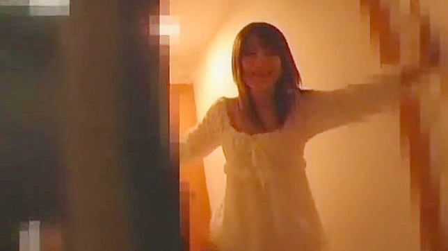 Enchanting Japanese Slut Saki Tsuji in Steamy Shower Show!