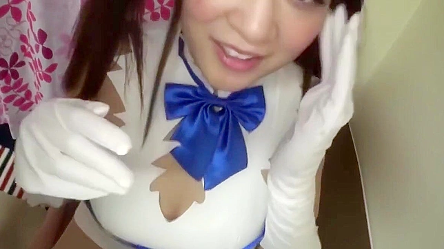 Takes 10 minutes to watch Hestia cosplay sex