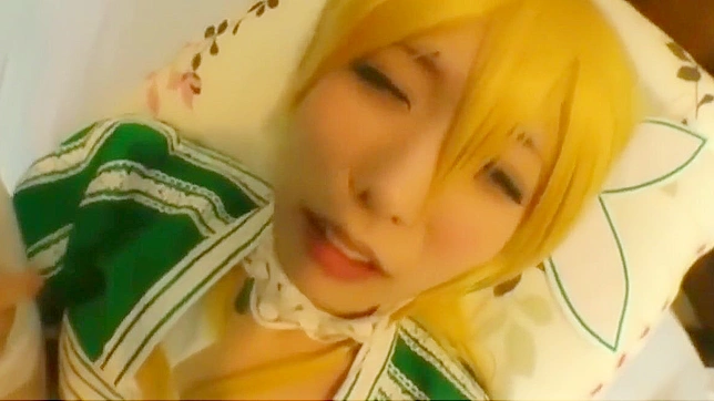 JAV Chika Arimura Cosplaying as Kirito's Sexy Partner in Sword Art Online!