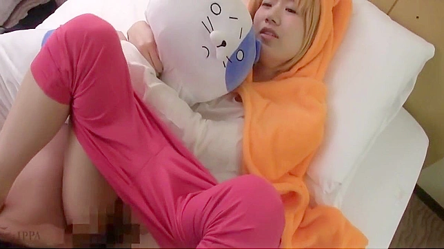 Jav Superstar Umaru's Alluring Cosplay Adventures