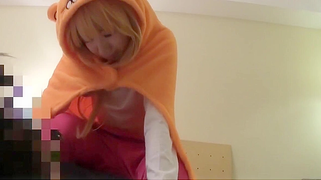 Jav Superstar Umaru's Alluring Cosplay Adventures