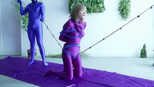 Zentai-clad beauties in hot bondage action - Japanese style!