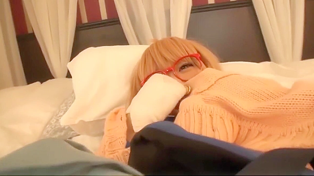 Lose Yourself in the Enchanting World of Kuriyama Mirai's Cosplay Adventures in Japan!