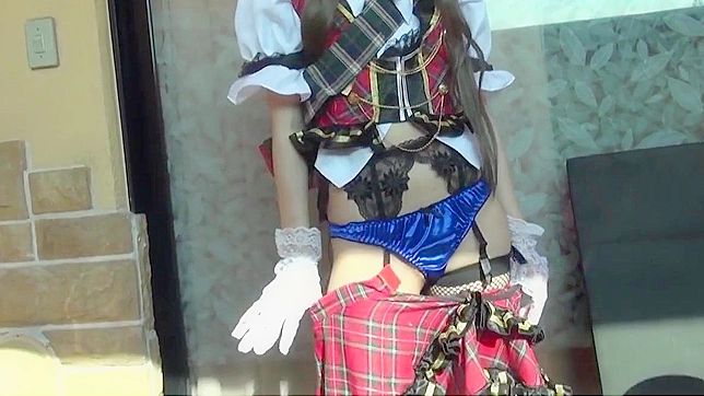 Introducing Luscious Japanese Idol - Haren Tanin Cosplay in Shibuya!