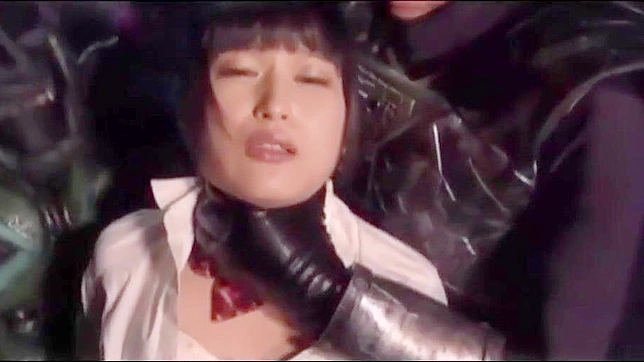 JAV Icon Kagura Aine's Superhuman Struggle - 70 Tight Strangulation Attempts!