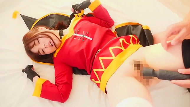 Cosplaying with Luscious Amatsuki-Chan - Enjoy the Alluring Cosplay Queen's Tease!