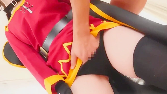 Cosplaying with Luscious Amatsuki-Chan - Enjoy the Alluring Cosplay Queen's Tease!