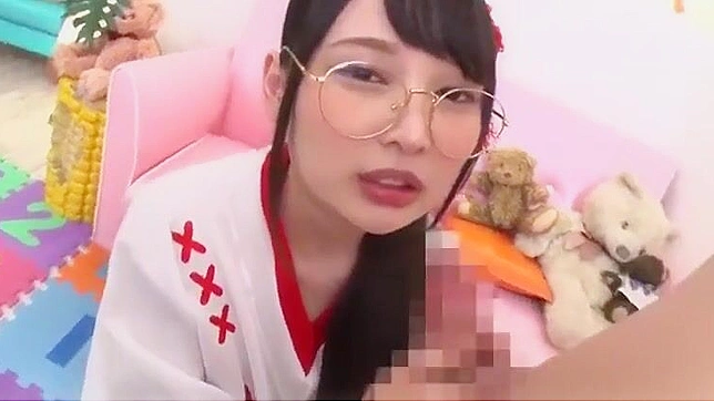 JAV Actress Exposes Her Luscious Curves in Revealing Outfit!