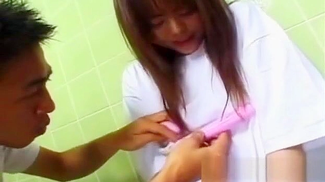 Japanese Teen Queen ~ A Luscious 18-Year-Old Beauty Exposed!