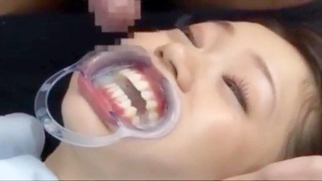 Meet the Luscious Dentist Who'll Make Your Mouth Water!