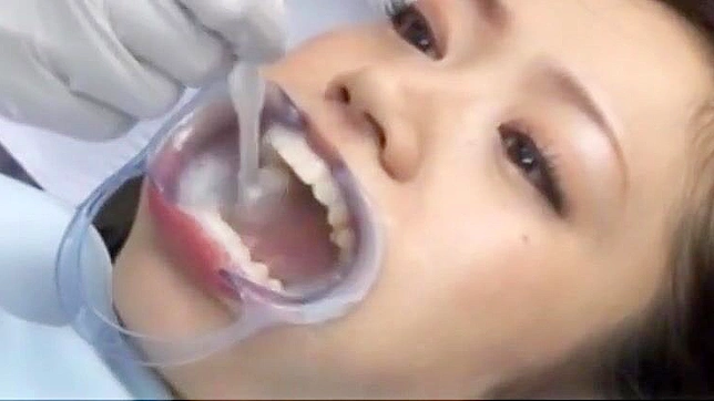 Meet the Luscious Dentist Who'll Make Your Mouth Water!