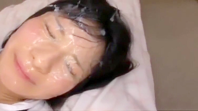 Creamy Climax! JAV Actress Hirosaki Ryouko Takes on the Ultimate Bukkake Challenge