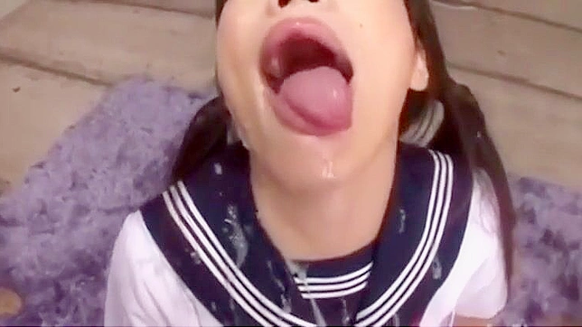 JAV Goddess Reveals Her Luscious Deepthroat Skills!