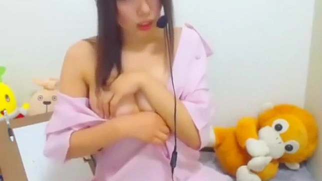 Japanese Siren's Sensual Seduction