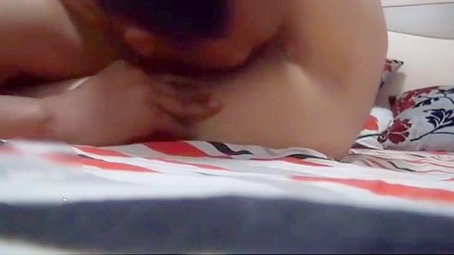 Witness the Sizzling Chemistry of this Chinese Couple in their Steamy Bedroom Antics! (Part 1)