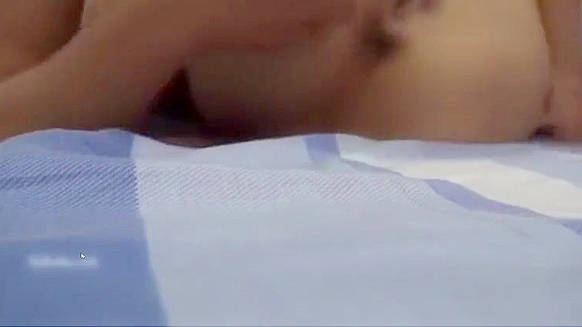 Witness the Sizzling Chemistry of this Chinese Couple in their Steamy Bedroom Antics! (Part 1)