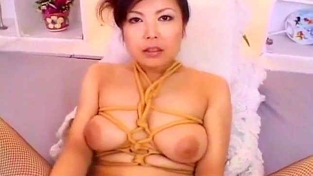 Experience Marilyn's Sensual Pleasure - Tits and Pussy Rubbing Session with Cumshots in Chinese/Japanese Porn