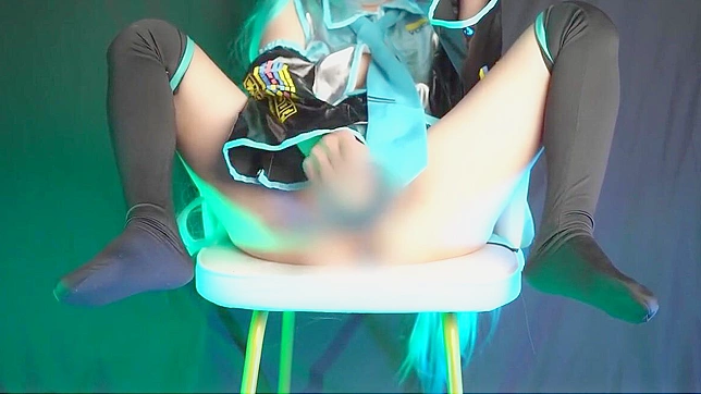 Watch Hatsune Miku's Sensual Squirting Video Now!