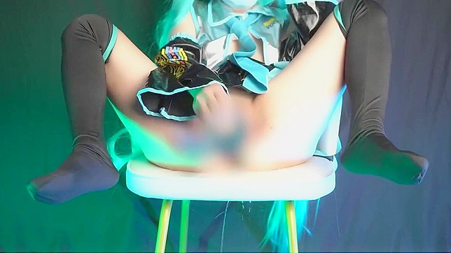 Watch Hatsune Miku's Sensual Squirting Video Now!