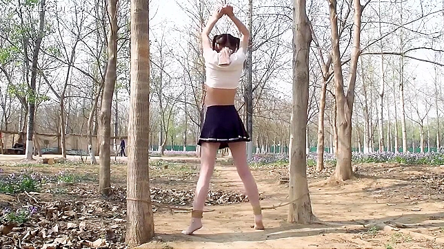 Explore the Alluring Charm of Chinese Women Outdoors