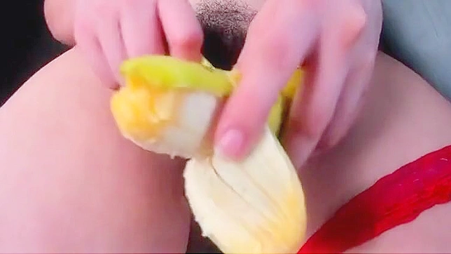 Japanese Porn ~ Luscious Asians Squirt on Banana