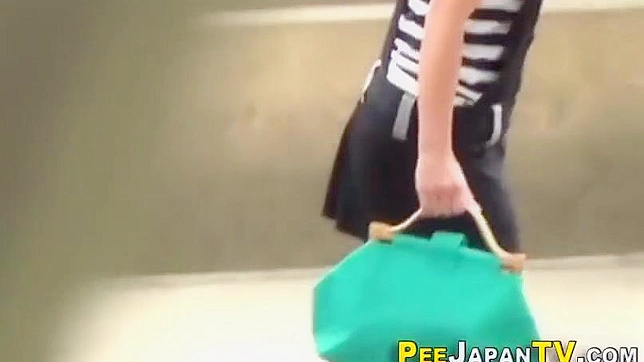 Japanese Porn ~ Alluring Asian Babe Watched Peeing - Exclusive Video