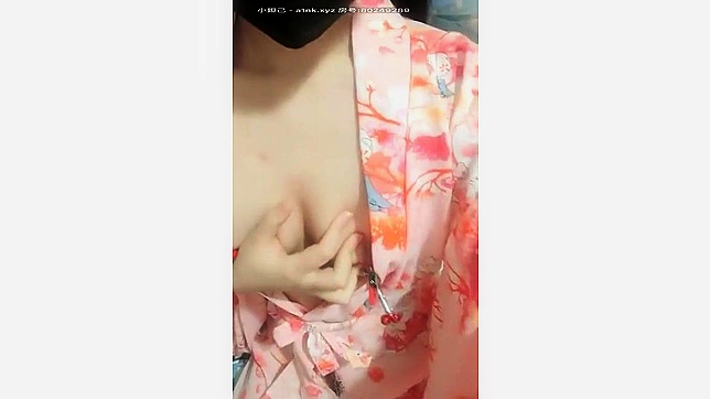 Japanese Porn ~ Luscious Amateur Sluts in Homemade Selfies and Naughty Sneak Shots