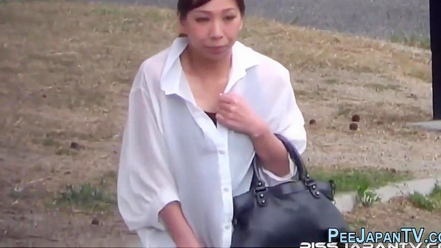 Japanese Sensation ~ Women's Public Peeing Fetish Revealed!